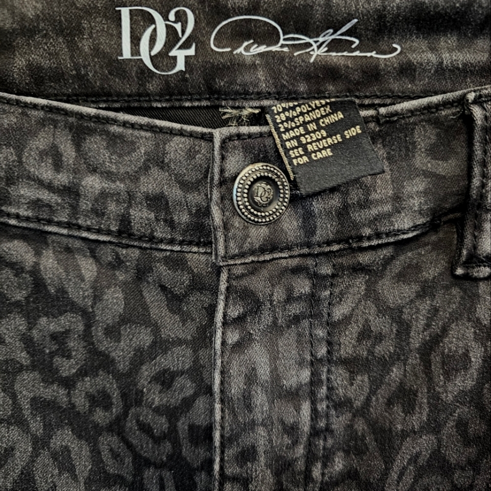 DG2 by Diane Gilman “Jean Queen” Leopard Print Skinny Jeans – Size 14 - Picture 5 of 7